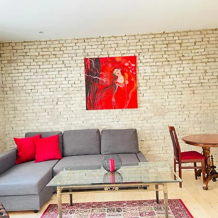 Apartment Aday - Cozy And Bright Aalborg