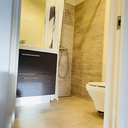 Aday - Cozy And Bright * Άλμποργκ