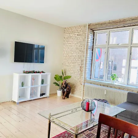Aday - Cozy And Bright Apartment Aalborg