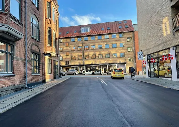 Aday - Cozy And Bright *