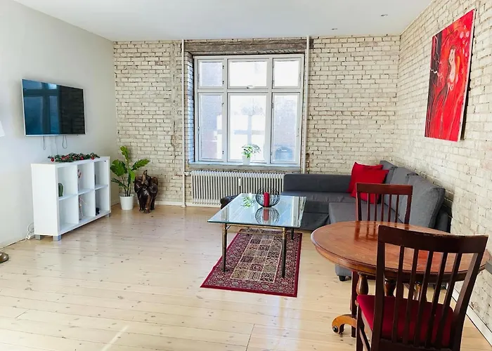 Aday - Cozy And Bright